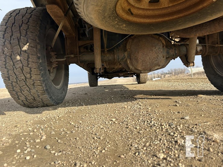 2001-ford-f350-xl-image-27