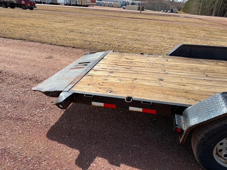 #247-•-lot-247-image-17