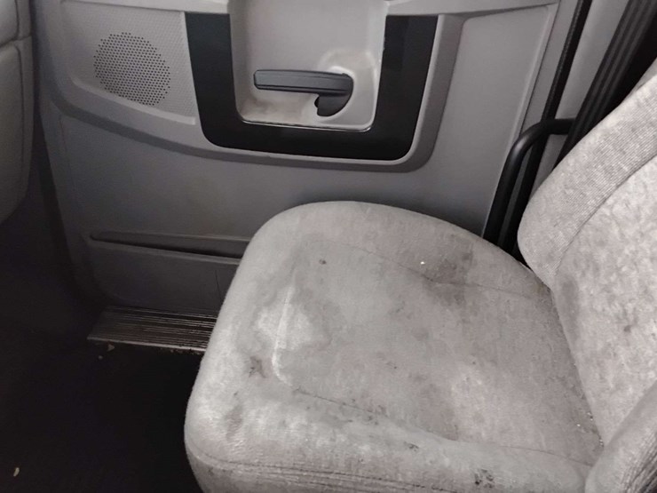 2015-freightliner-columbia-tractor-glider-2015-freightliner-columbia-3alxa7005fdgh5950-mileage:-image-24