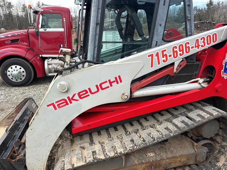 takeuchi-tl240-image-23