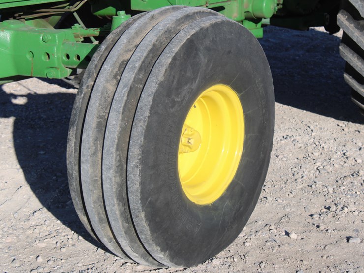 john-deere-4620-image-25