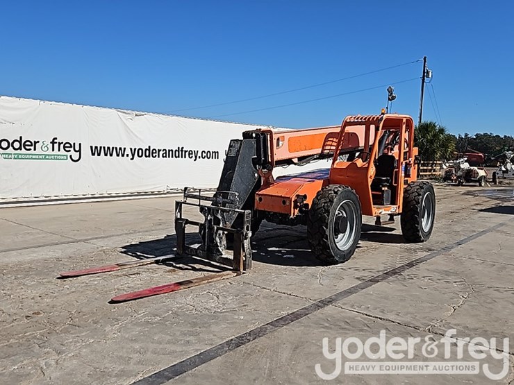 2016-jlg-6042-image-1