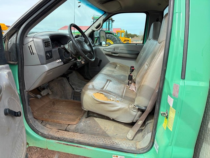 ford-f450-xl-image-31