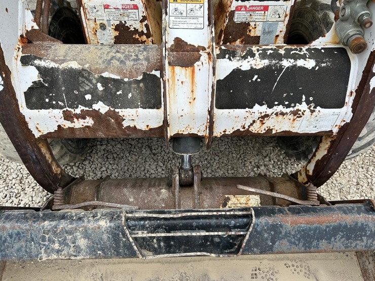 bobcat-s130-image-10