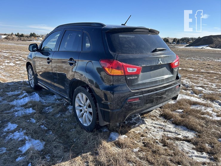 2011-mitsubishi-outlander-image-7