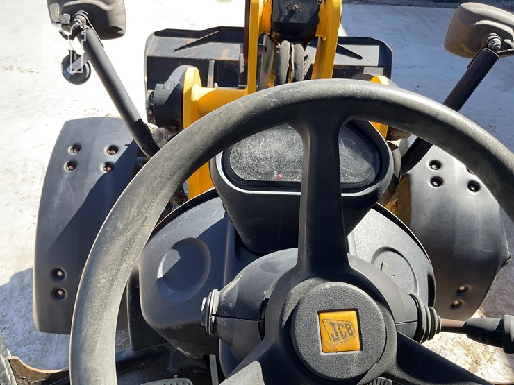 2019-jcb-409-image-13