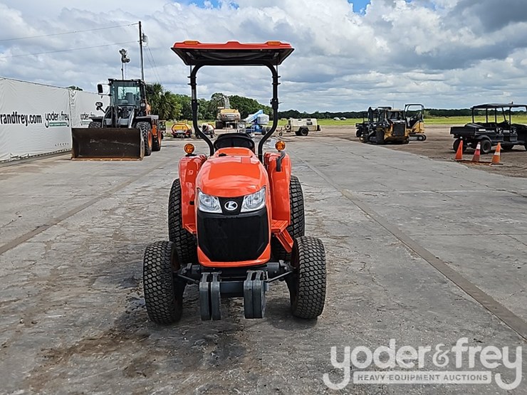 2020-kubota-l3901-image-10