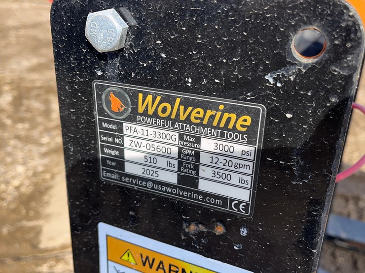 wolverine-skid-steer-hydraulic-pallet-forks-image-4