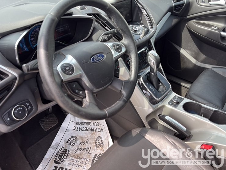 2013-ford-cmax-image-34