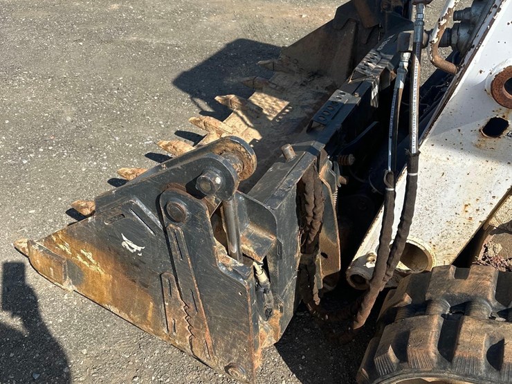 2016-bobcat-t650-image-13