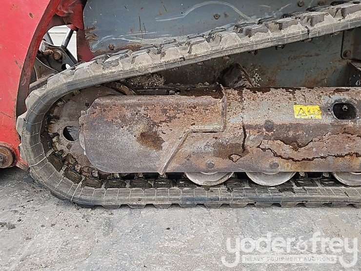 takeuchi-tl8r-image-17