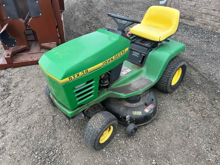 john-deere-stx38-image-1