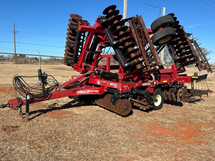 2019-mcfarlane-incite-5124-image-1