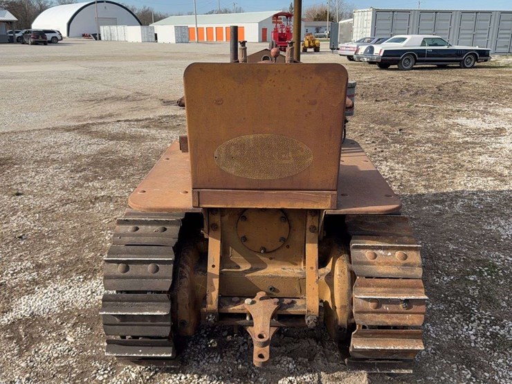 1932-cletrac-20-crawler-image-3