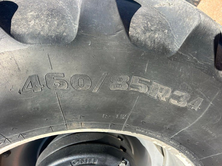 2019-case-ih-farmall-120u-image-19