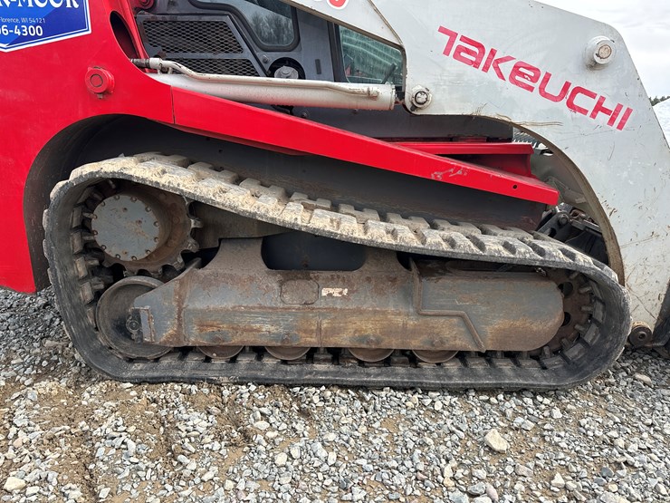 takeuchi-tl240-image-48