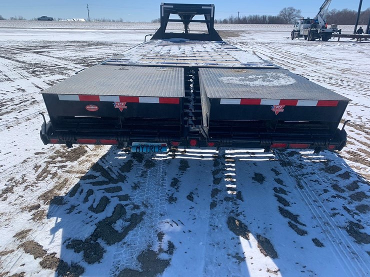 2020-pj-gooseneck-trailer-image-4