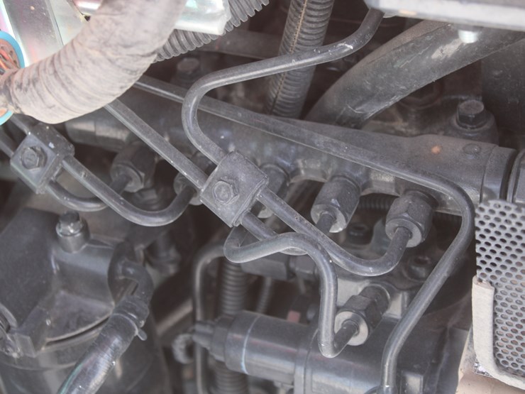 2018-massey-ferguson-1755m-image-60