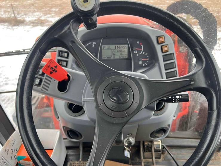 2016-kubota-m6-131-image-17