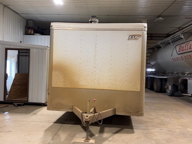 2019-bravo-enclosed-trailer-image-2