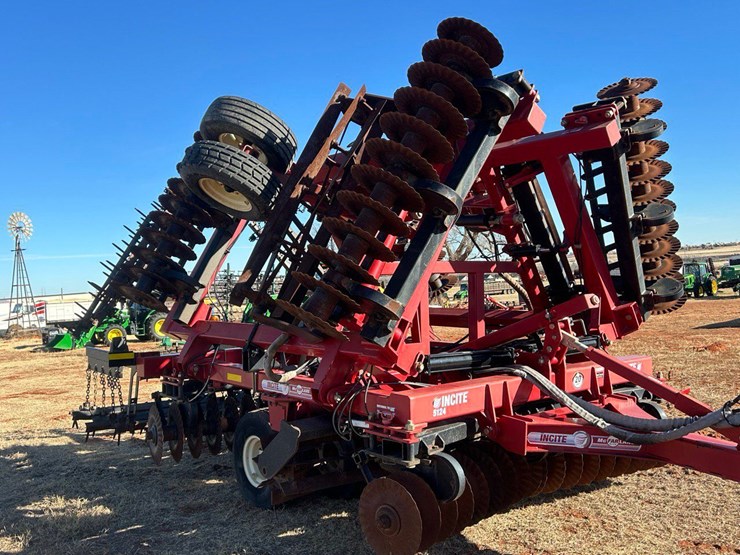 2019-mcfarlane-incite-5124-image-19