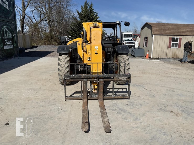 2017-jcb-510-42-image-7