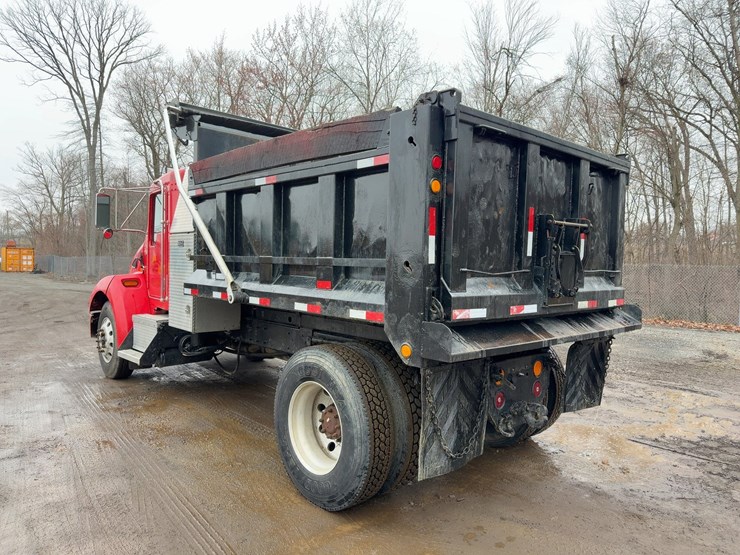 2005-kenworth-t300-image-3