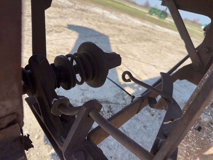 1926-john-deere-corn-picker-image-30