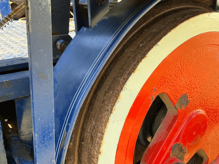 frick-steam-locomotive-with-track-image-51