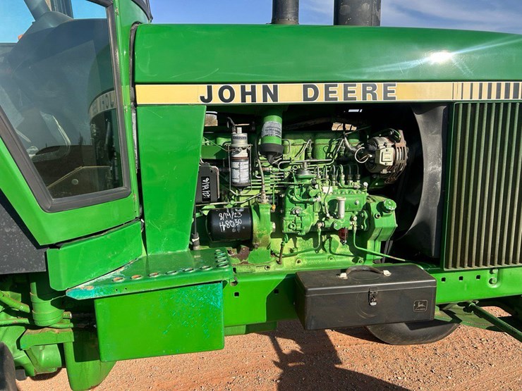 1982-john-deere-4440-image-13