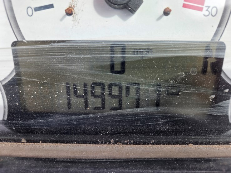 caterpillar-740-image-68