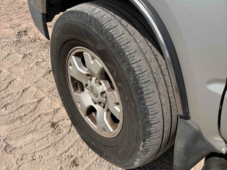 2001-toyota-4-runner-image-8