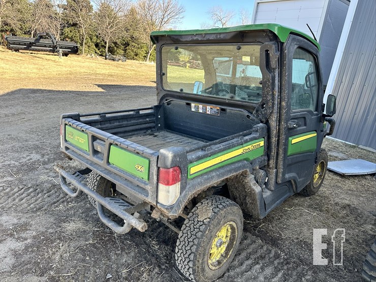 2019-john-deere-gator-xuv-835r-image-4