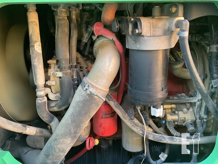 2018-sky-trak-8042-image-15