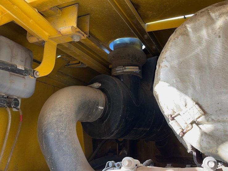 komatsu-wa200-image-33