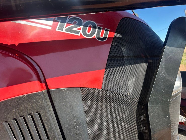2019-case-ih-farmall-120u-image-44