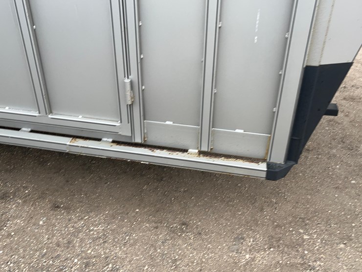 2013-titan-trailer-image-6