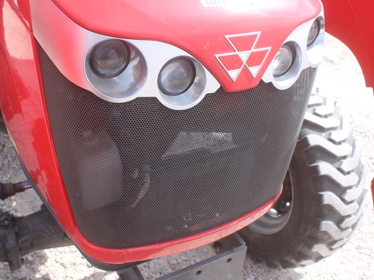 2018-massey-ferguson-1755m-image-54