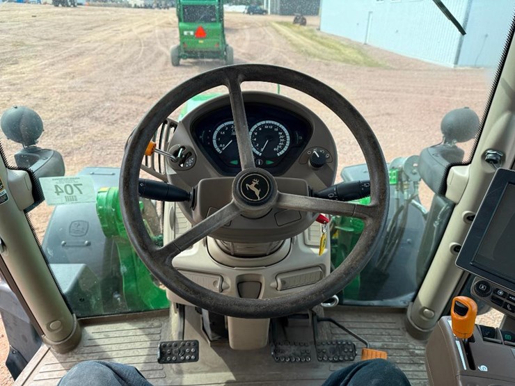 john-deere-6130r-image-57