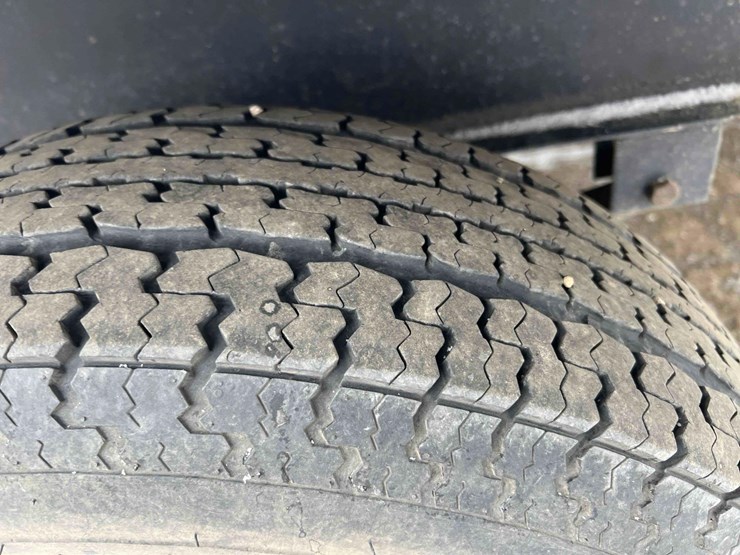 2003-keystone-hornet-travel-trailer-image-8