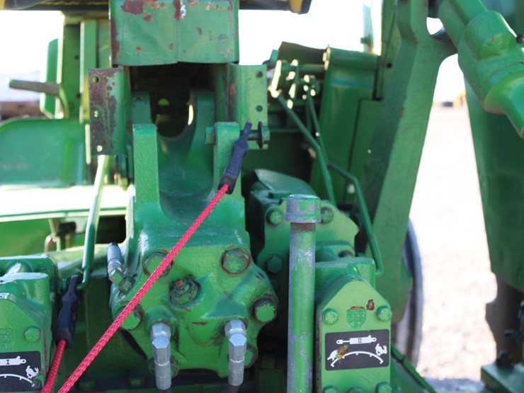 john-deere-4620-image-52