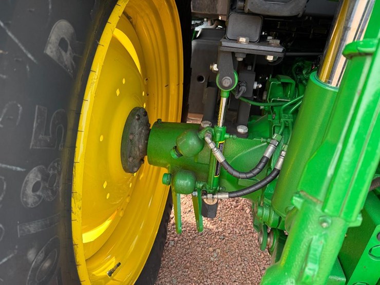 john-deere-6130r-image-33