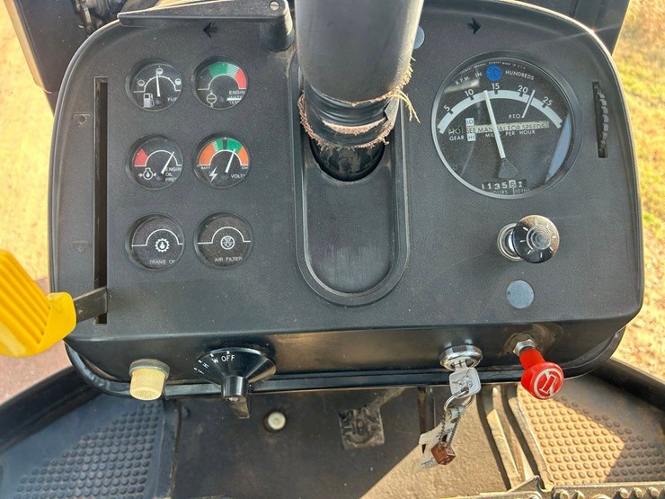 1982-john-deere-4440-image-22