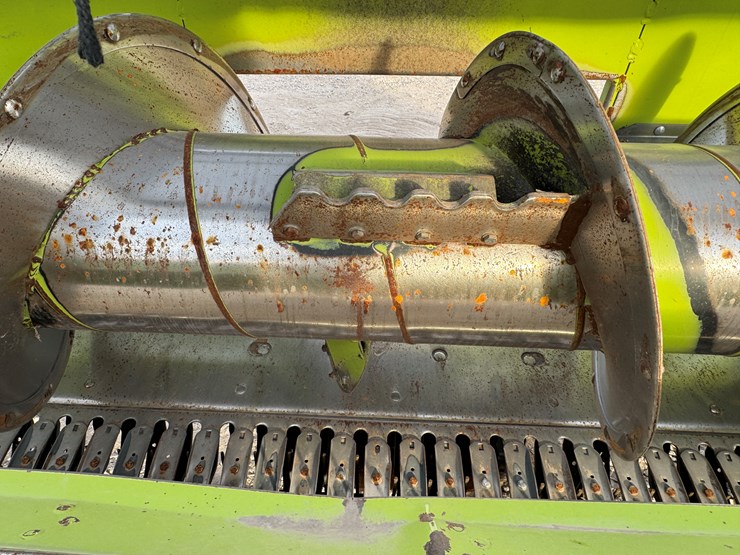 2020-claas-380-image-18