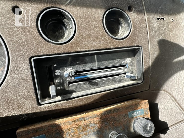 1985-chevrolet-g30-image-24