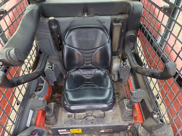 kubota-ssv75-image-36