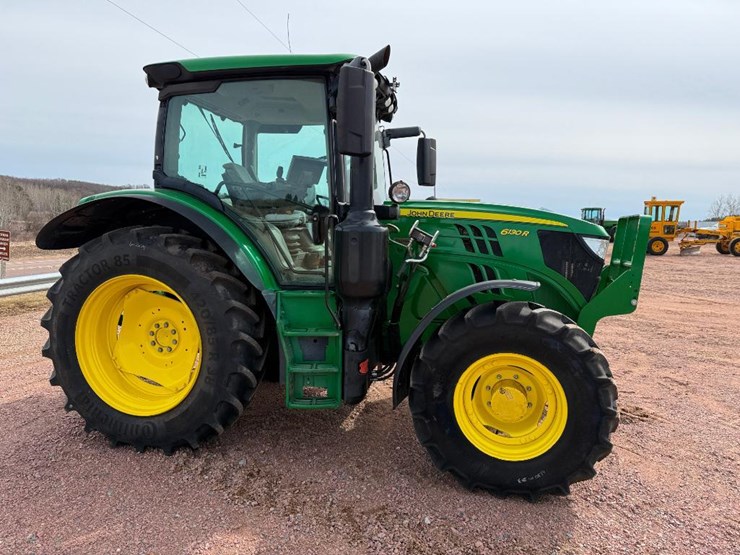 john-deere-6130r-image-3