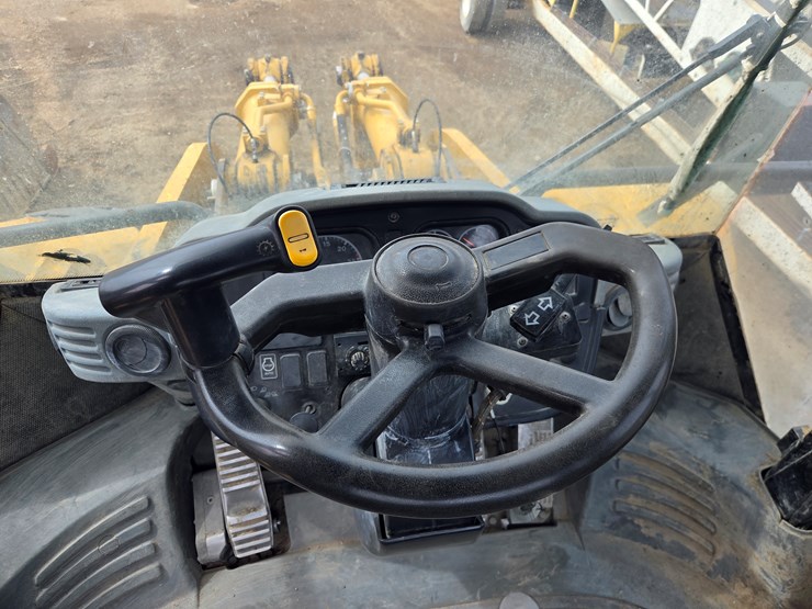 caterpillar-980h-image-46