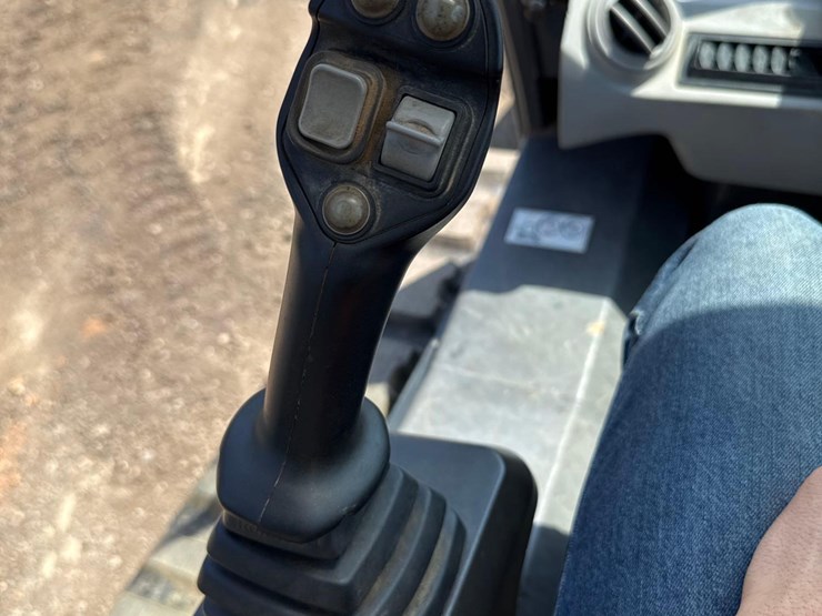 volvo-mct135d-image-20