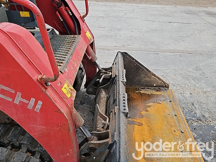 takeuchi-tl8r-image-12